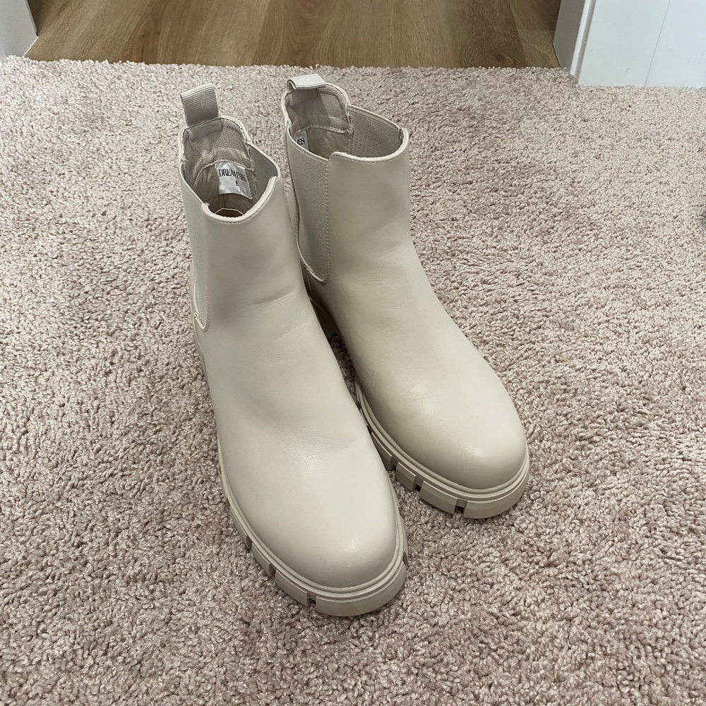 Women's Off White Heeled Boots
